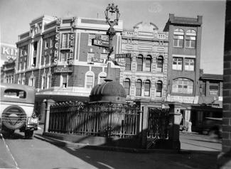 Men's convenience, Taylor Square c1934, Courtesy City of Sydney Archives (NSCA CRS 538)